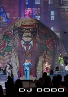 (Bild für) DJ Bobo - EVOLUT30N - Live in Berlin (WS - HD)